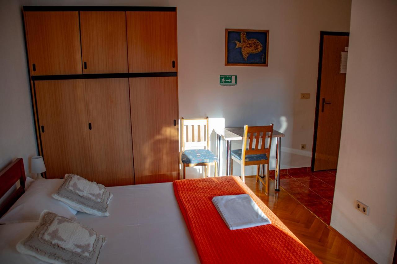 Apartments Lile By The Sea, Celina Zavode المظهر الخارجي الصورة