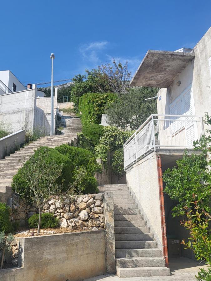 Apartments Lile By The Sea, Celina Zavode المظهر الخارجي الصورة